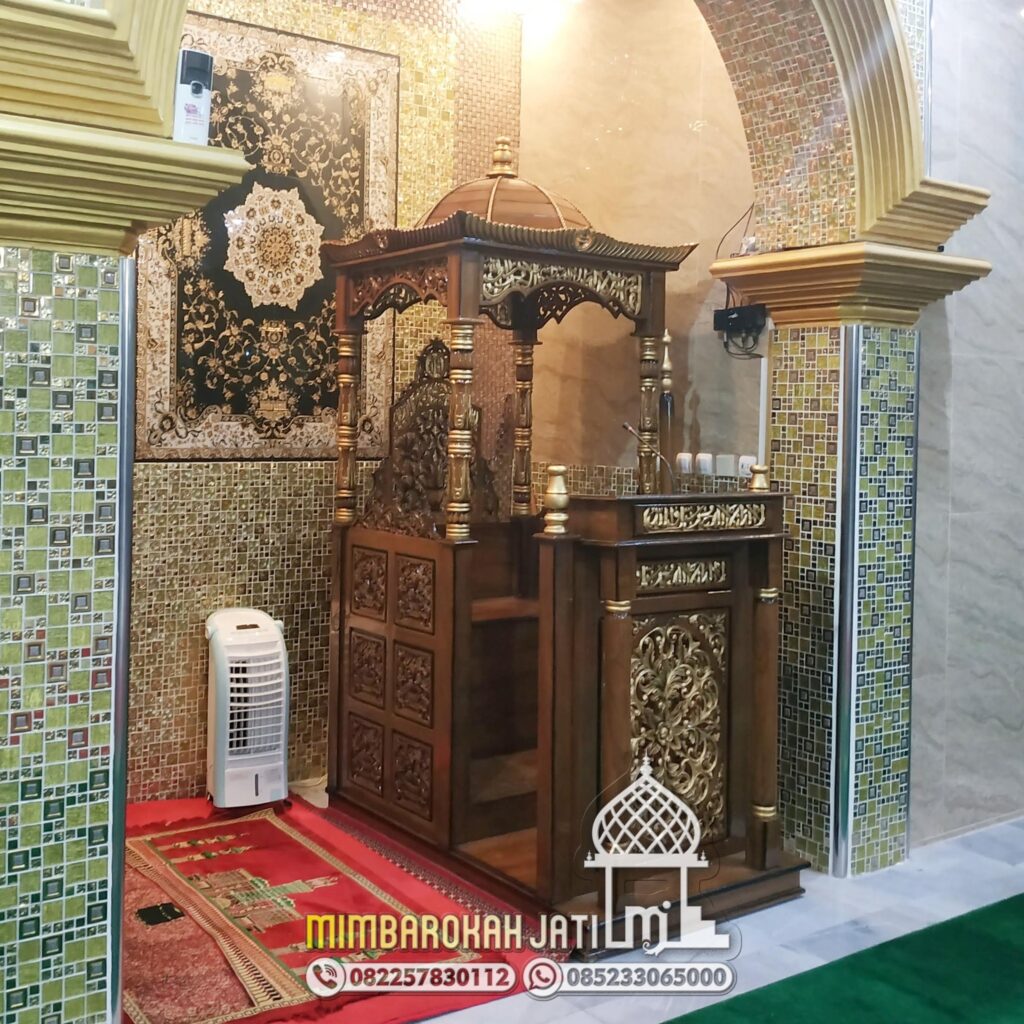Harga Mimbar Podium Masjid Ukiran Kaligrafi Atap Kubah Masjid Agung Sukoharjo